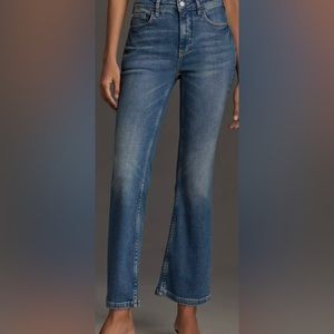 Anthropologie Pilcro The Yaya Mid-Rise Crop Jeans. Size 28